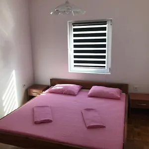 Apartman Nerko, Pag Town