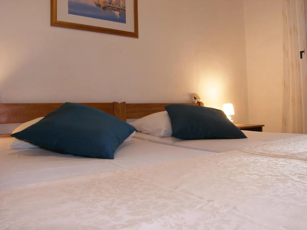 Bellavista Bed And Breakfast Pag Town